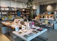 基隆中山区︱废弃校园化身全台最美望海书店－太平青鸟书店