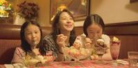 《美国女孩》用爱来赎回被情绪勒索的家