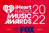 我们需要这样燃烧的颁奖典礼，今年iHeartRadio 典礼表演有够嗨！