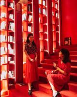 About Red 关於红色 | 雅痞书店