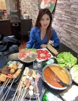 台北食记【特色火锅】最正宗的贵州苗族香辣火锅─苗妞串串香锅【中山区火锅】火锅控最爱,汤头香辣又甘鲜,吃完润心肺