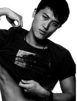 配角盖过主角，演《猎毒人》王玉江圈粉，当兵出身的侯晓很爷们