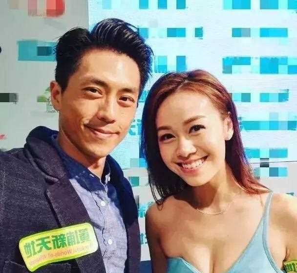 TVB当家主持结婚19年首晒老婆合照 网友表示怪不得这么早结婚