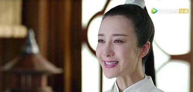 还在吐槽李依晓笑的太假，其实她的人生充满传奇！