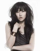 黄龄凭什么能获得男人的青睐如何撩人，黄龄的歌曲透露出哪些信息