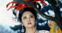 15788efa-741c-4617-bf7e-592aa1b0b9f5_1.jpg 最美“女儿国国王”,年近七十膝下无子,原来竟是“丁克家庭”