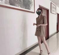 15feed19-b2d9-4ba0-9126-267bfb31a3bd_2.jpg 想要性感跟简约?不妨看看Stuart Weitzman(SW)的一字带高跟鞋