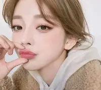 单眼皮救星！小红书爆红“双眼皮按摩”网友实测一个月拥有双眼皮