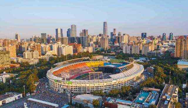 他拒绝了徐峥、李诞和半个娱乐圈，不务正业活得比朴树、窦唯还仙