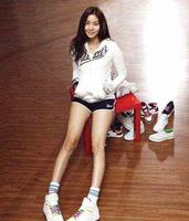 从运动员到爱豆，再到女演员——她就是蜜腿鼻祖after school 的Uee