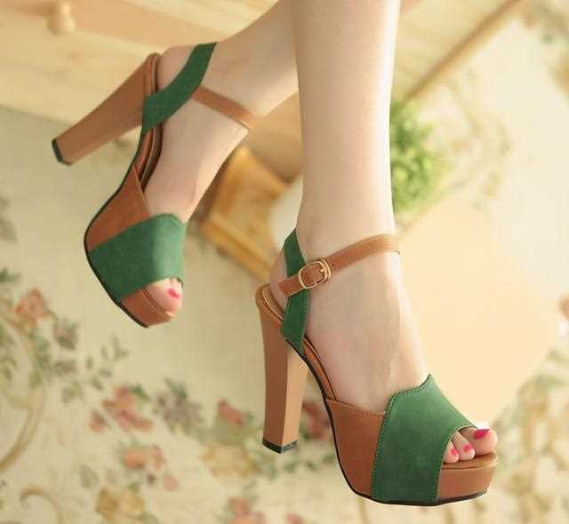 2021年的夏天，流行高跟鱼嘴凉鞋，你备了吗