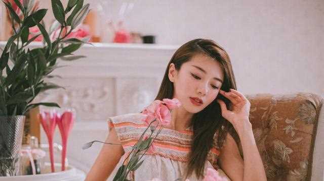 程晓玥肤白貌美家世显赫，不知多少人想娶她，却还是留不住郑恺？