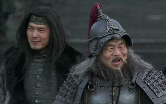 刘备的一次举荐为日后获得一条生路：东汉末年的士族政治
