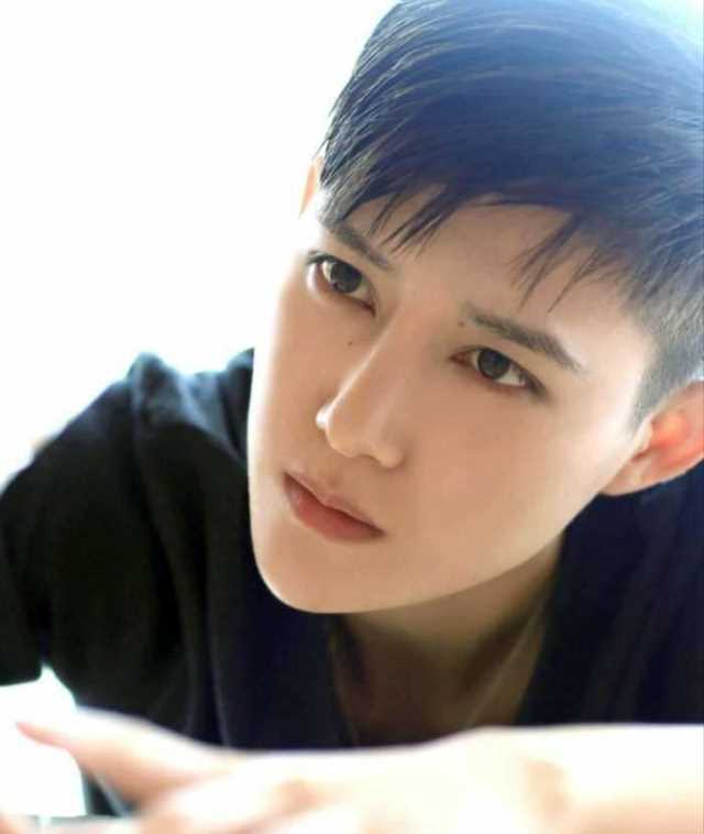 李宇春帅气吗？看完这几个单凭帅甩她几条街，男神都靠边站