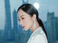 李佳琦直夸的欧诗漫小白灯，28天去黄提亮，白得很自然