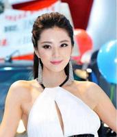 国内一美女，身材让人羡慕，神仙般的颜值让人爱恋