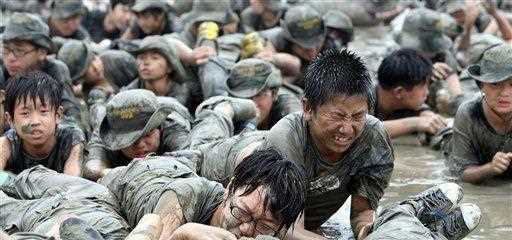 回顾南韩娱乐圈话题事件之二——男星逃兵役被永远禁止入境韩国！