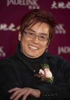 摄影抓拍足球场的谭咏麟:人格魅力源于慈善的事业心 摄影抓拍足球场的谭咏麟:人格魅力源于慈善的事业心