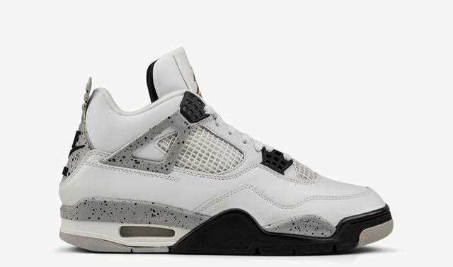 变革始于经典的3代之后，完整述说Air Jordan 4的前世今生