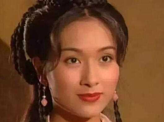 昔日亚姐冠军杨恭如，两次牵扯“小三门”，人品问题还是识人不清