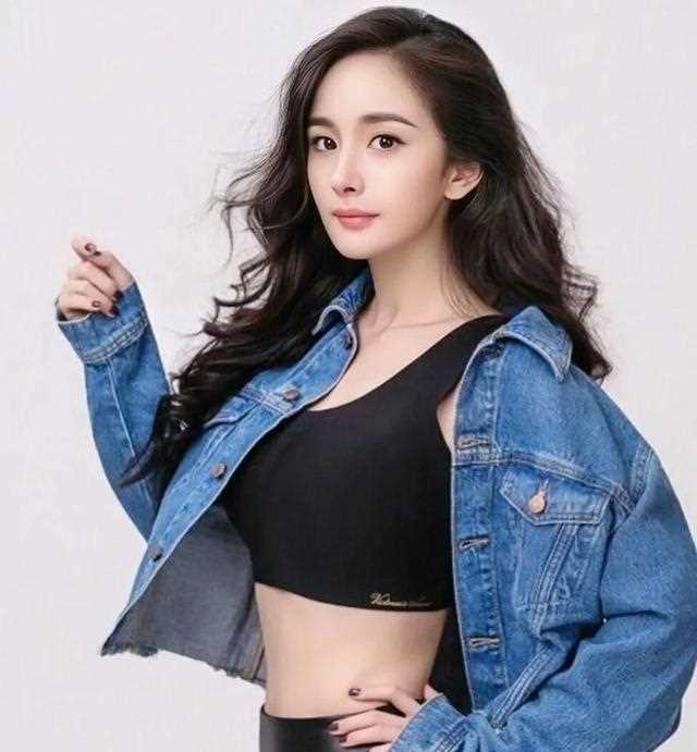 娱乐小八卦，杨幂红是有原因的倪妮刘亦菲开始搞事业，王源接综艺