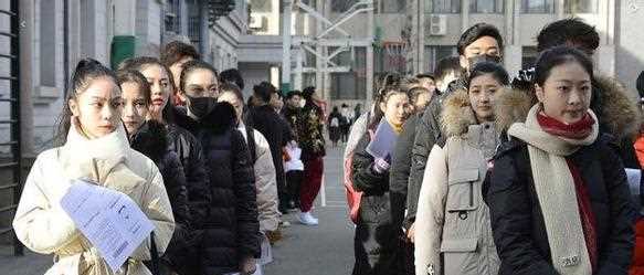“老婆”新垣结衣一集片酬仅10万，这让我们的小鲜肉们情何以堪！