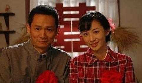 佟欣去世13年，那个坚持不婚不娶的果靖霖，看网友是怎么评论的？