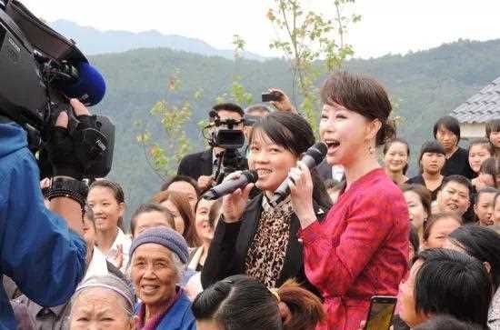 唱《妹妹找哥泪花流》的祖海，曾直言结婚备孕，内情为何让人忧？