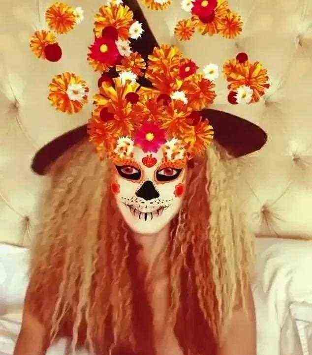 47岁超模海蒂·克鲁姆的惊悚万圣节扮相，就问你敢不敢看？