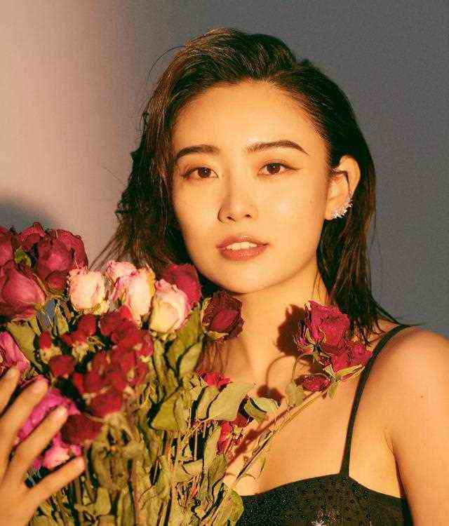 她把39元的衣服穿出大牌范儿，这样的主持人李七月值得被爱