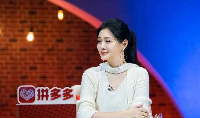 不做秃头少女，跟着大s学养发，头发黑长直，让你也能拥有男神