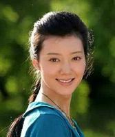 车晓|车晓在家晒自制蛋糕，素颜出镜，魅力不减