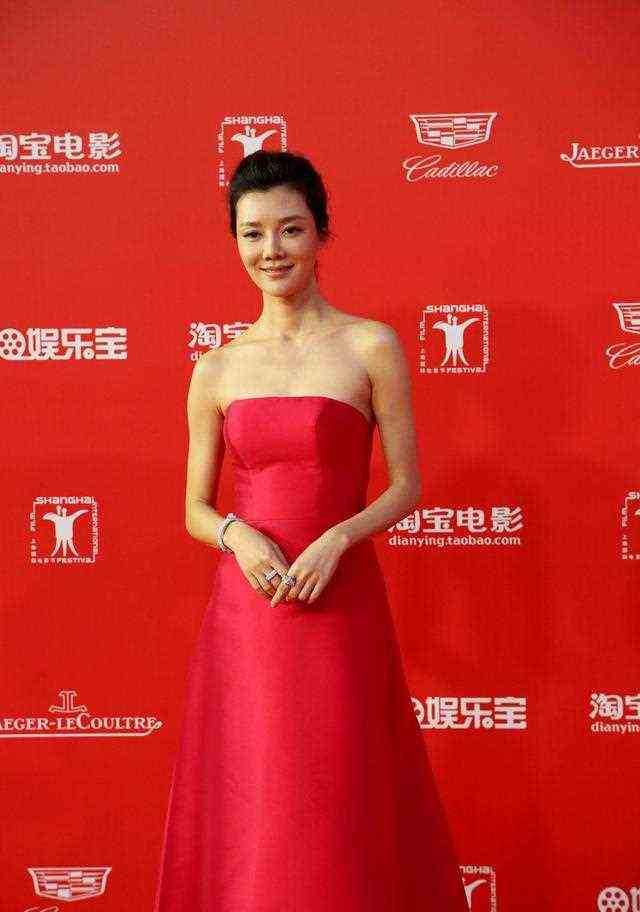 车晓的一些简介，不得不说终究还是演员适合她