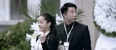 黑粉？18岁的欧阳娜娜香奈儿宣传片成40岁老阿姨，不要太丑