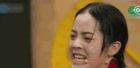 黑粉？18岁的欧阳娜娜最新香奈儿宣传片成40岁老阿姨，不要太丑