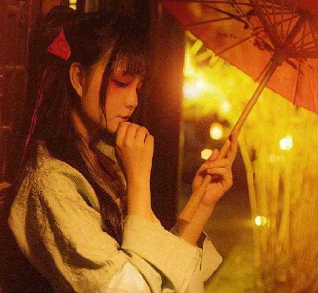 被盛赞为“最具大唐感女声”的中国少女­­——双笙