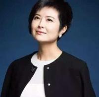 张泉灵：因乌龙病辞离央视，刚靠“奇葩”事走火，又突然“翻车”