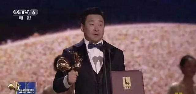 王景春：从买鞋的到双料影帝，拿的一手烂牌，他硬是打成王炸