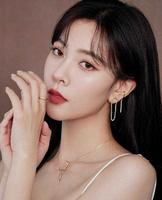 宋妍霏，拥有独特气质的靓丽美女，高冷美艳的外形，你心动吗？