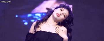 猫系菱形脸的泫雅可盐可甜，而你的脸只能打扑克牌