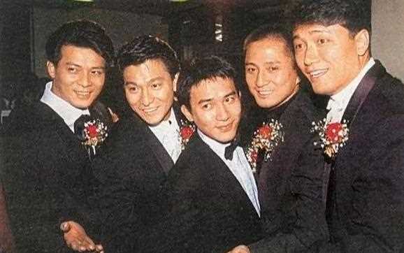 “蠢人”黄日华其人