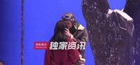 大冬天杨幂差点化身“行走的移动电源”？原来都是静电惹的祸！