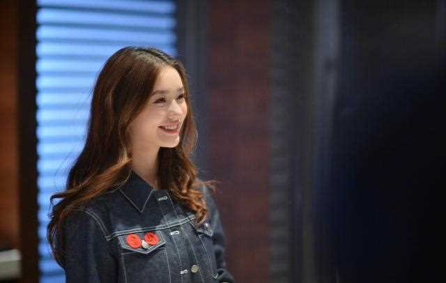 “星女郎”林允参加心理访谈节目，网友“经受不住打击了吗？”