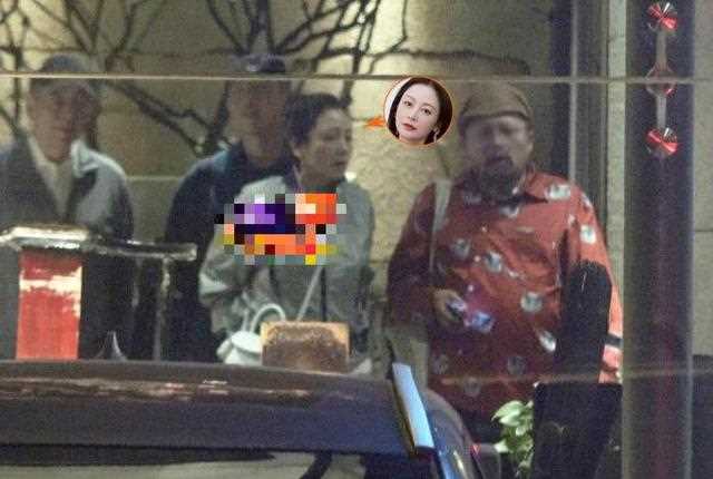 陈凯歌一家三口聚餐，陈红气质朴素成家庭妇女，陈飞宇太乖顺