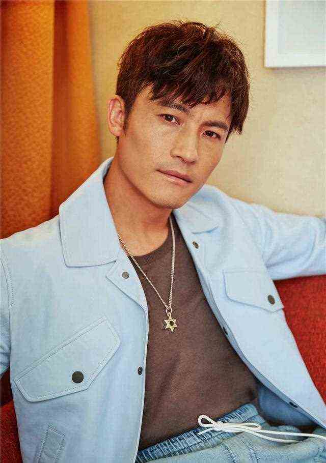 “高材生”耿乐的娱圈“历险记”，和他身后的三个女明星