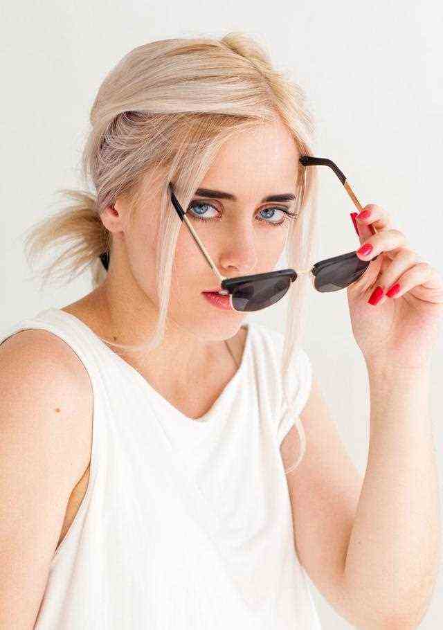 先用防晒还是先用隔离，十个妹子九个错，你还不进来看看