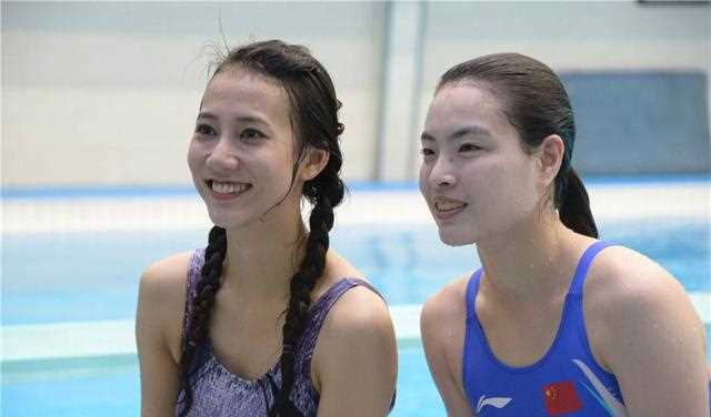 女星客串10米高台跳水，有人腿打哆嗦，网友：王丽坤素颜太美了！