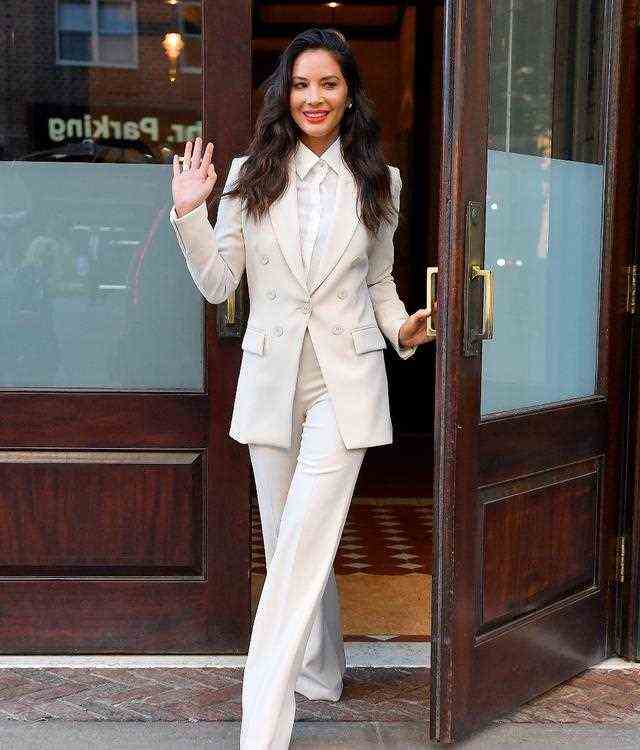 美籍华裔混血演员奥立薇娅，曾是全球百大性感热辣女郎前10