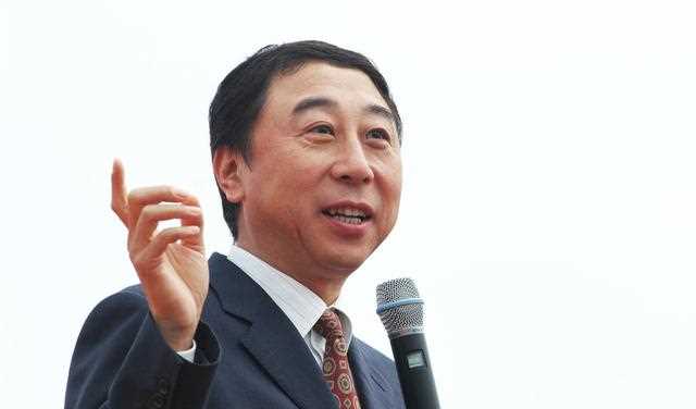 同是师出冯巩，贾玲事业如日中天，白凯南的曝光度却全靠抄袭事件