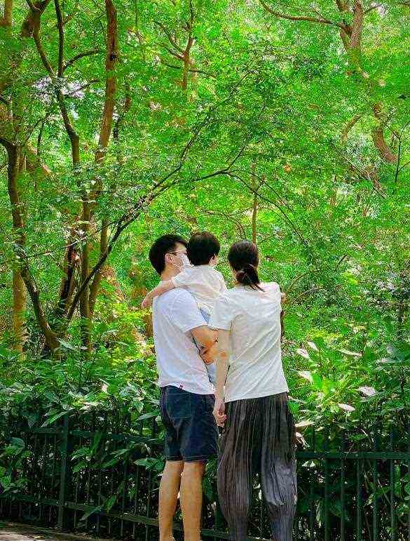三代跳水皇后：伏明霞、郭晶晶、吴敏霞的不同传奇婚姻，各有千秋